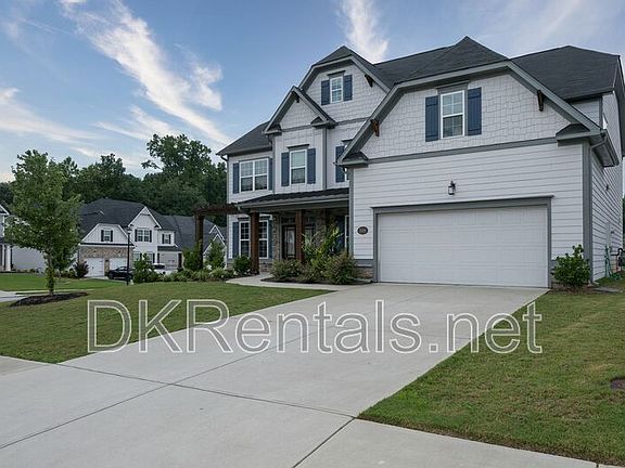 2nd image of 508 Blackberry Ln