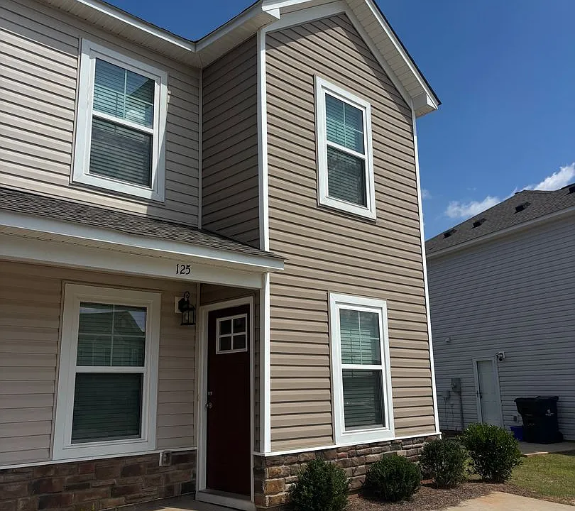 125 Adger Rd
