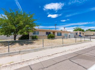 1805 E Madrid Ave, Las Cruces, NM 88001