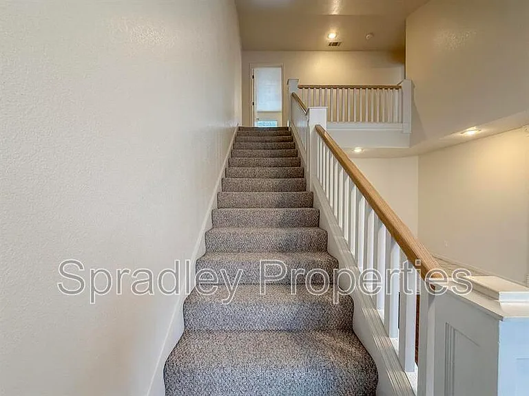 2024 S 55th St — Photo 8