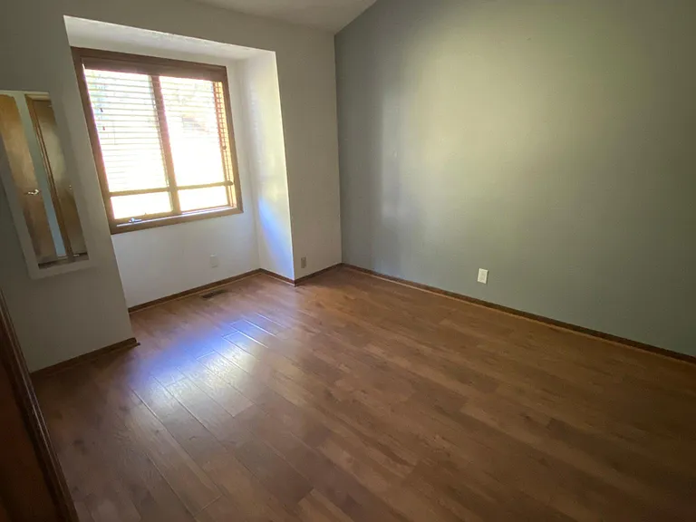 12916 S 28th Ave — Photo 15