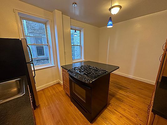 2nd image of 3240 Netherland Ave APT 3A