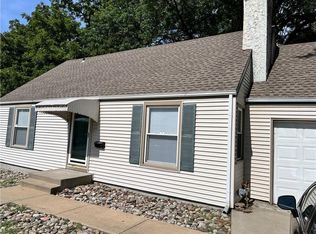 7020 Raytown Rd, Raytown, MO 64133