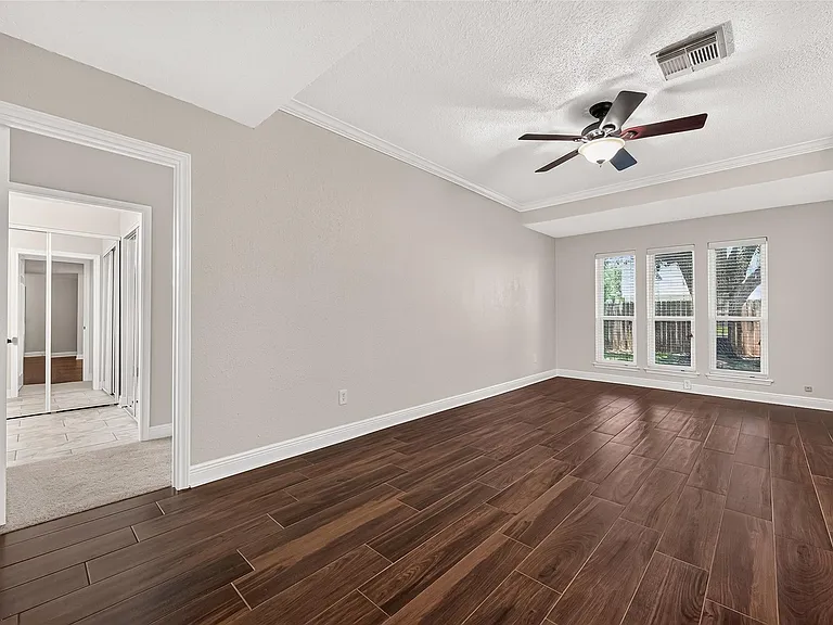 3003 Mast Ct — Photo 9