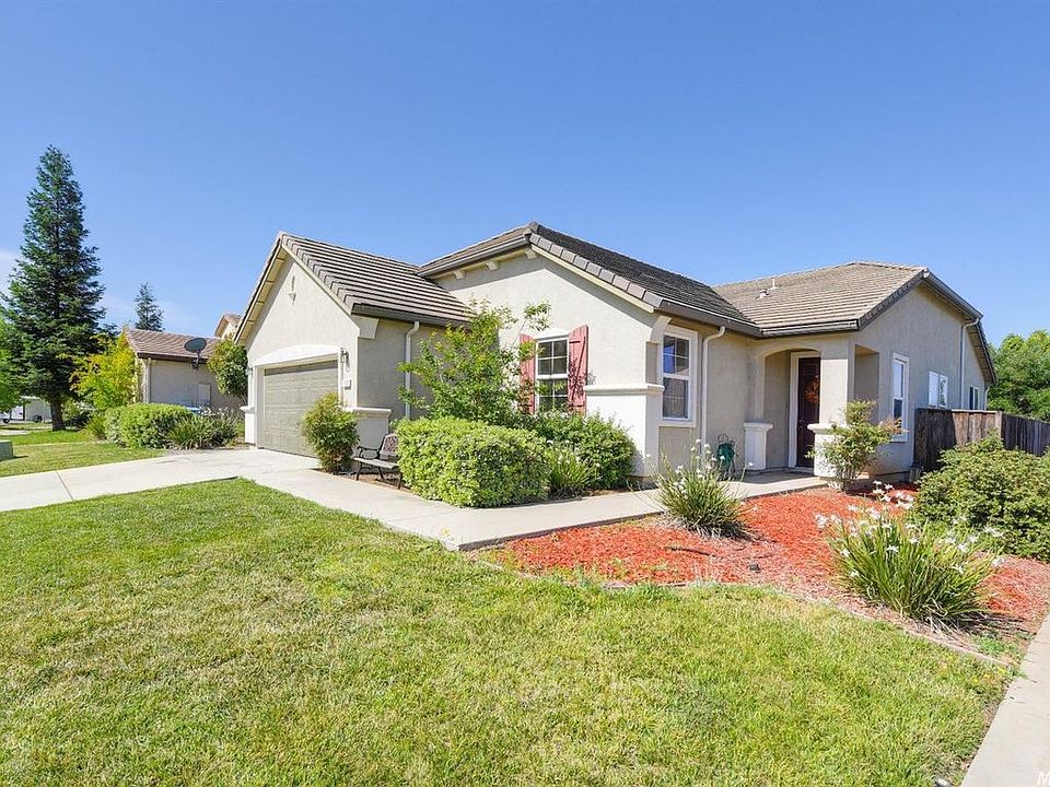 1st image of 1735 Churchill Way