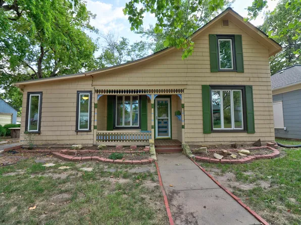115 SW 4th St, Newton, KS 67114