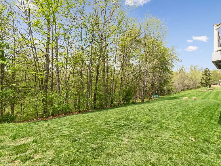 18119 Camdenhurst Dr — Photo 35