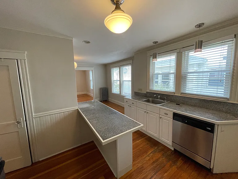 86 Oak Hill Ave #1 — Photo 13