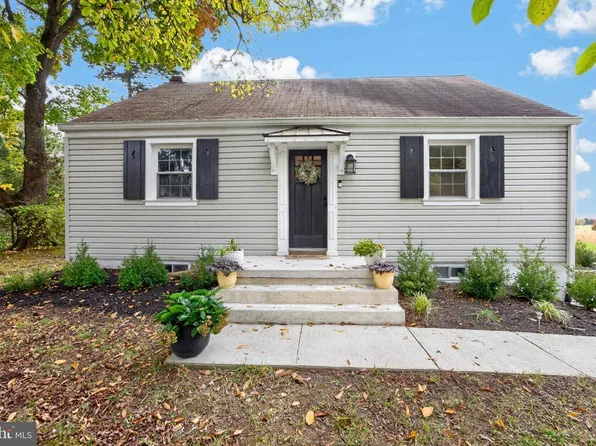 809 Laurelwood Rd, Pottstown, PA 19465