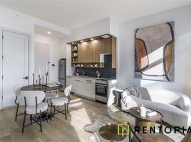 74 N 1st St