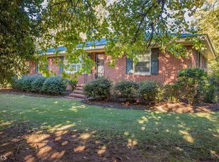 112 Woodlawn Pl, Thomaston, GA 30286