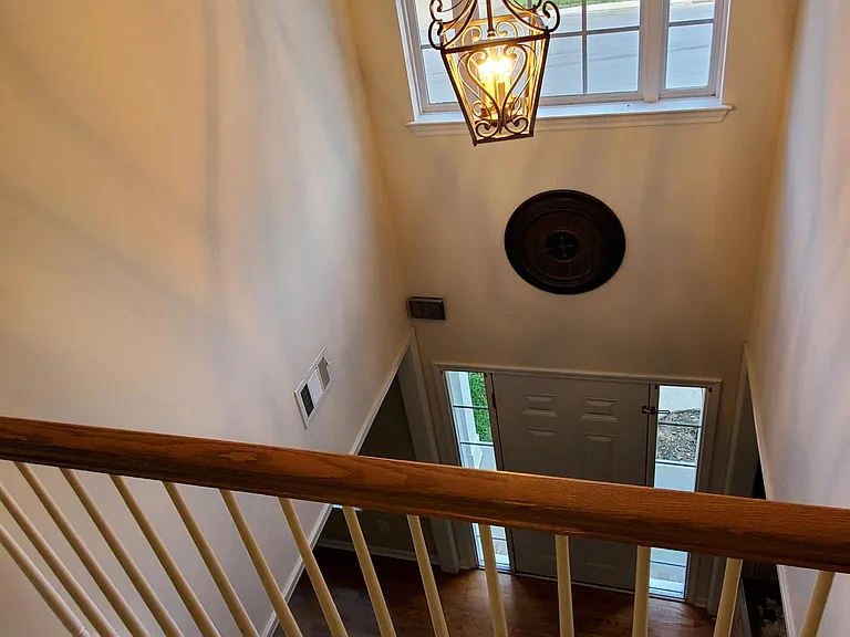 9708 Northfork Dr — Photo 38