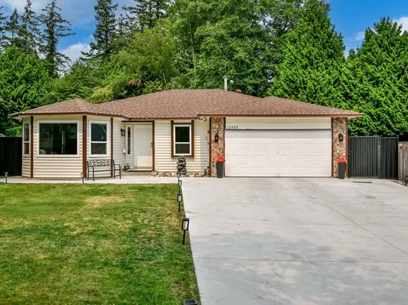 12925 65th Ave, Surrey, BC V3W 9H4