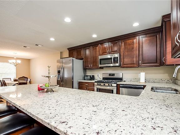 4th image of 7409 Grovewood Ct