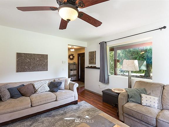 4th image of 131 Cline Cabin Ln
