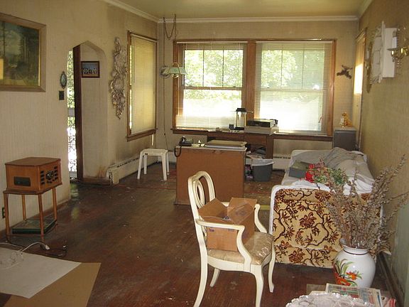 5th image of 1442 S Highland Ave