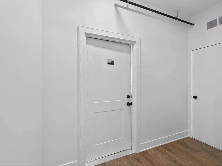 413 W Nine Mile Rd #B — Photo 4