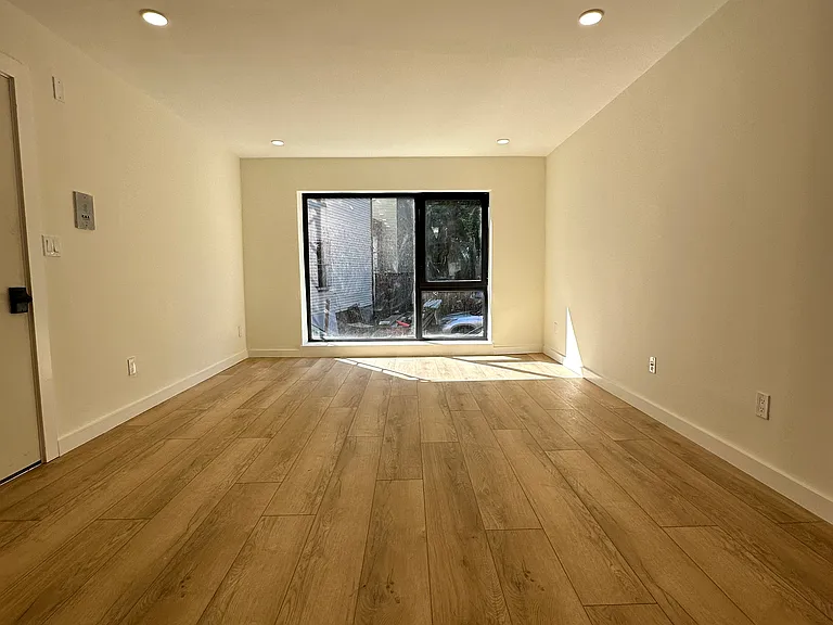 11 Parker Hill — Photo 16
