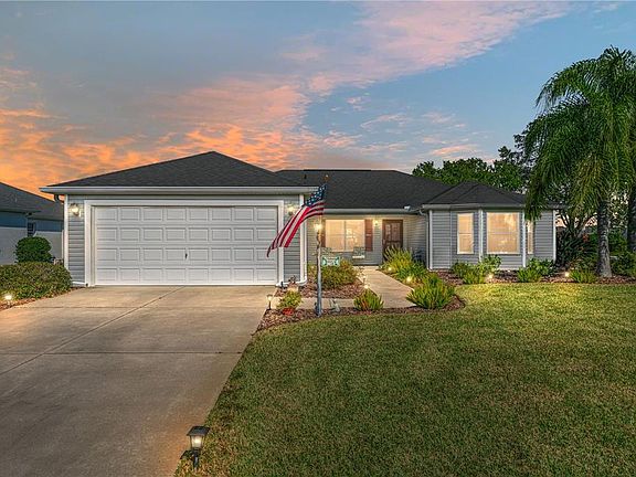 3rd image of 3073 Riverdale Rd