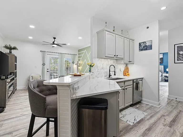 2013 Silvercrest Dr #30-F — Photo 10