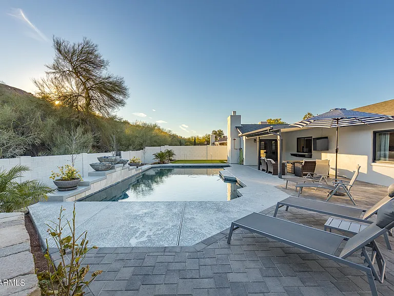 1641 W Evans Dr — Photo 46