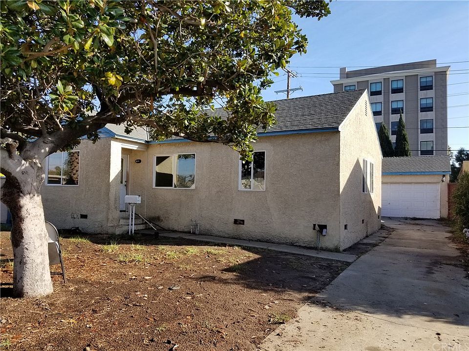 1st image of 8620 Lilienthal Ave