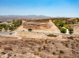 70 Presidential Dr, Simi Valley, CA 93065