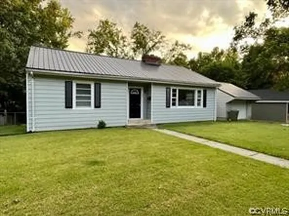421 Putney St, Farmville, VA 23901