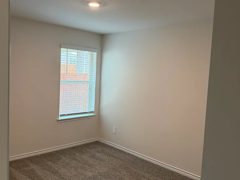 10213 Baron Dr — Photo 19