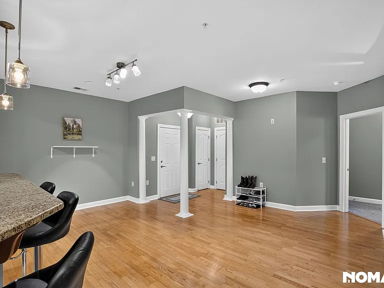 100 Edelen Station Pl #204 — Photo 7