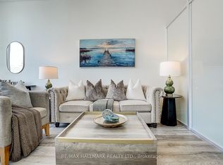426 University Ave #2009, Toronto, ON M5G 1S9