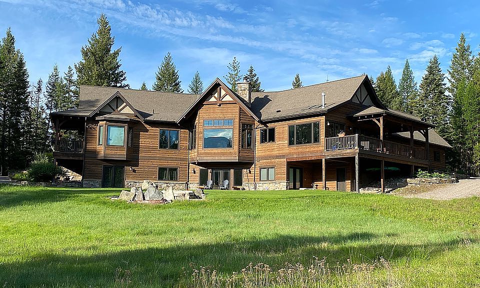 2nd image of 322 Hungry Deer Ln