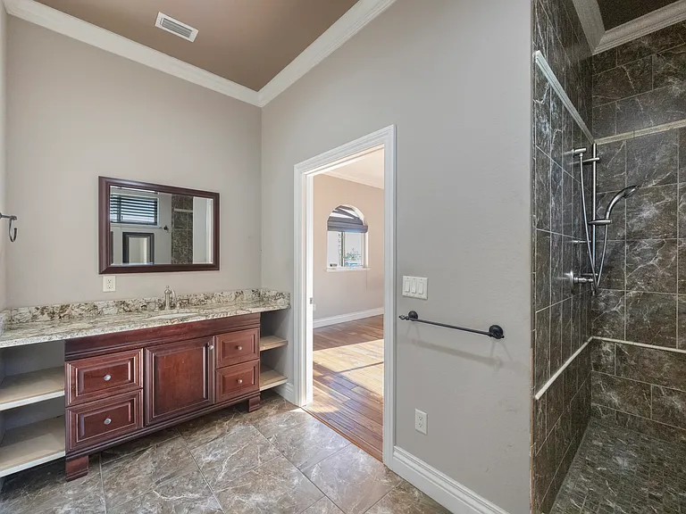 736 Pruitt Dr — Photo 30