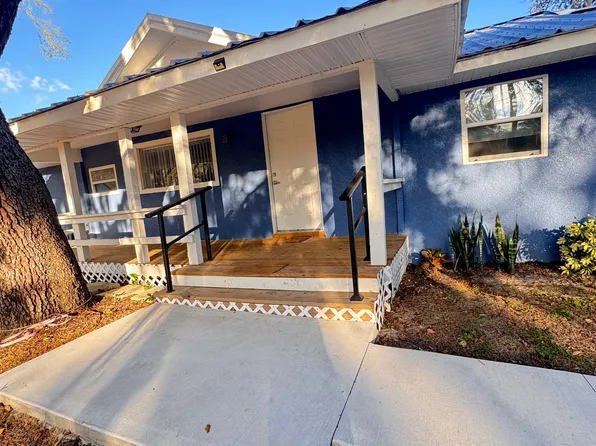 10704 3rd St, Riverview, FL 33569