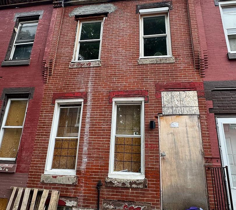 1st image of 2321 N Bouvier St