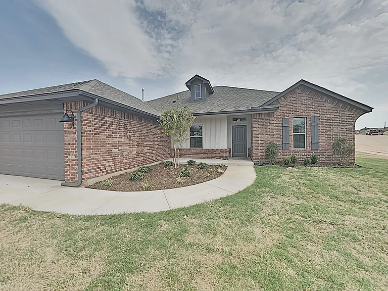 7100 Daxton Ct — Photo 1