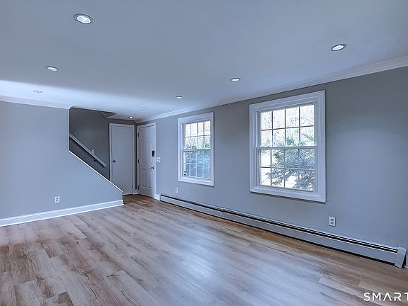 5th image of 207 Timber Ridge Road