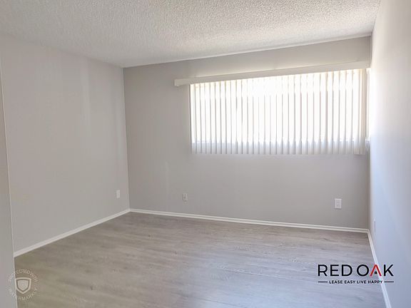 5th image of 4433 Colbath Ave APT 28