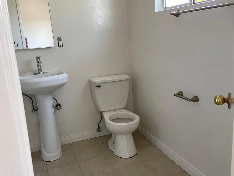 12601 Flower St #7 — Photo 9