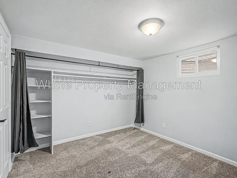 3404 S Clinton Ct — Photo 26