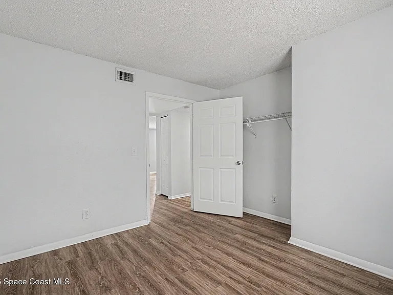 2181 Agora Cir SE #106 — Photo 15