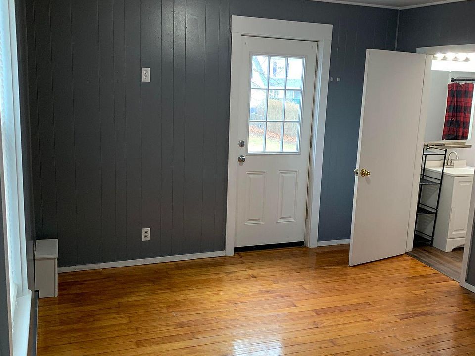 140 Pinehurst Ave Swansea MA Zillow