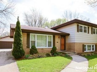 1507 Idlewild Ln, Calumet City, IL 60430