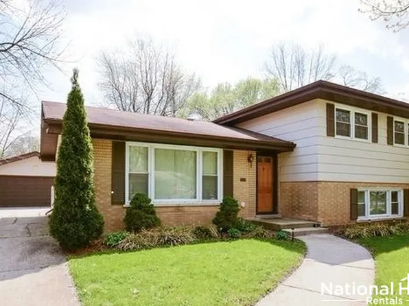 1507 Idlewild Ln, Calumet City, IL 60430