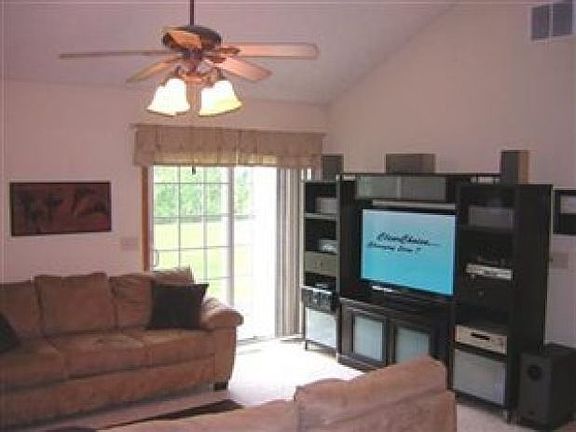5th image of 20 Nantucket Cir