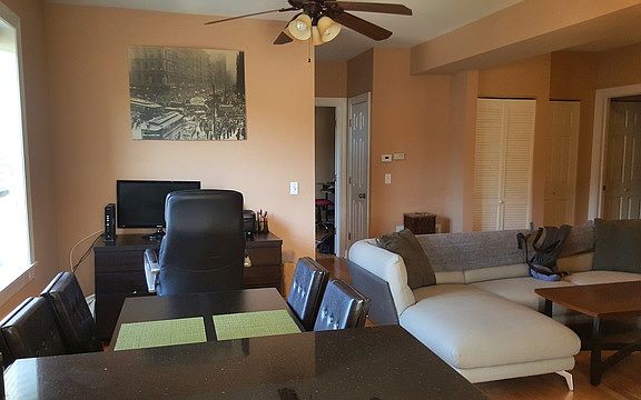 3rd image of 5150 N Avers Ave APT 2W