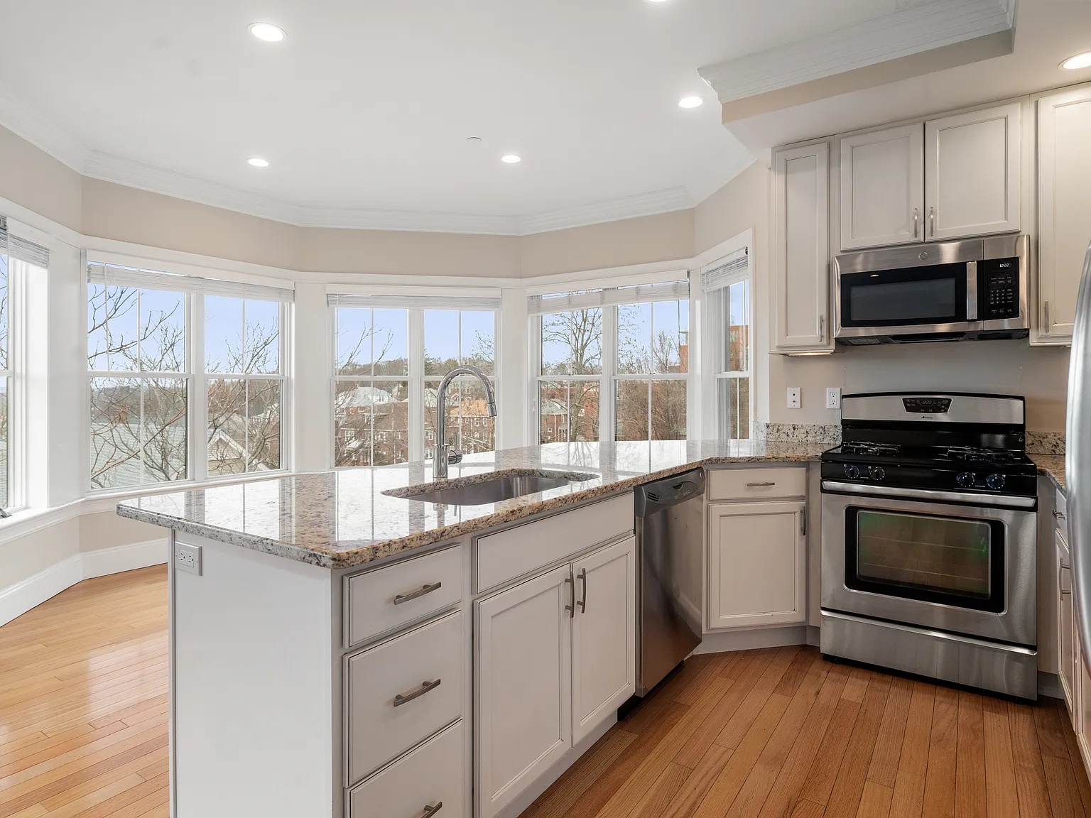 150 Chestnut Hill Ave — Photo 4