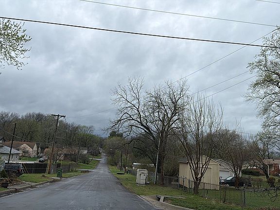 5th image of 5201 Sterling Ave
