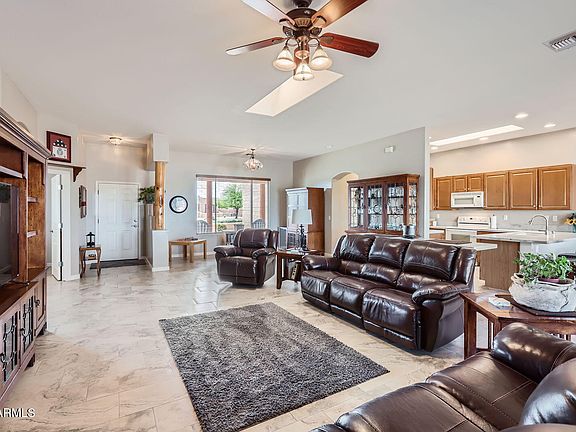3rd image of 24822 W RED ROBIN Drive