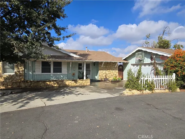 202 Myrl Dr, Beaumont, CA 92223